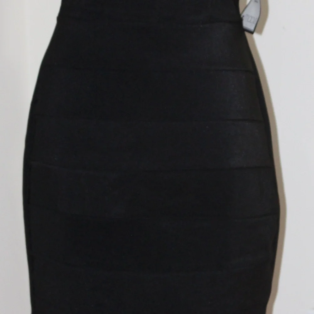 Emerald Sundae, body con strapless black dress. Large.....